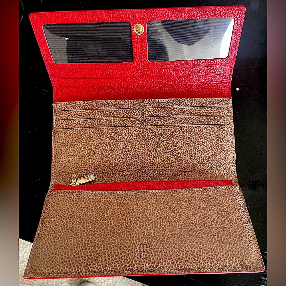 Beautiful Carolina Herrera Trifold wallet
